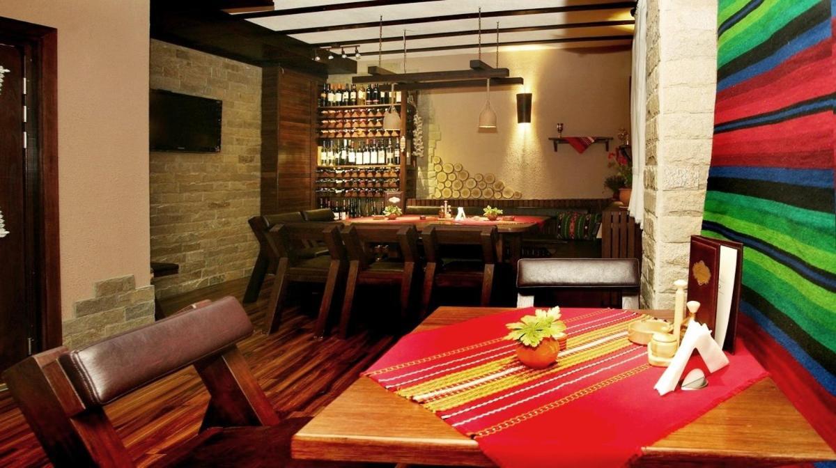 Riverside Family Hotel Yambol Restaurant photo